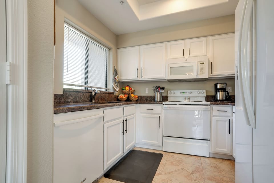 Kitchen | Cooking Basics | Dishware & Flatware | Crockpot | Toaster | Blender