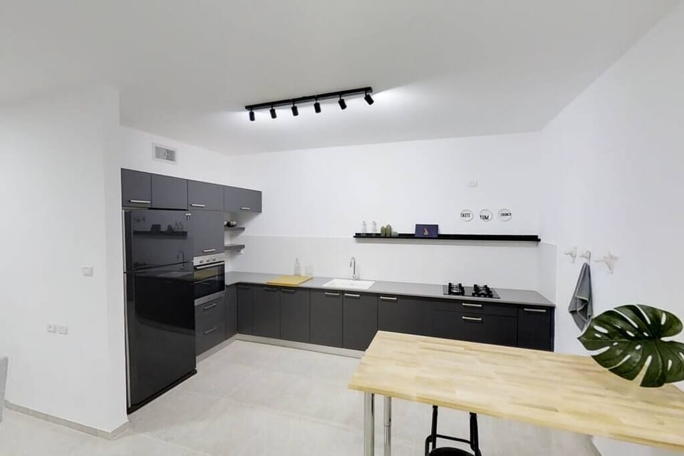 Fridge, stovetop, highchair, cookware/dishes/utensils