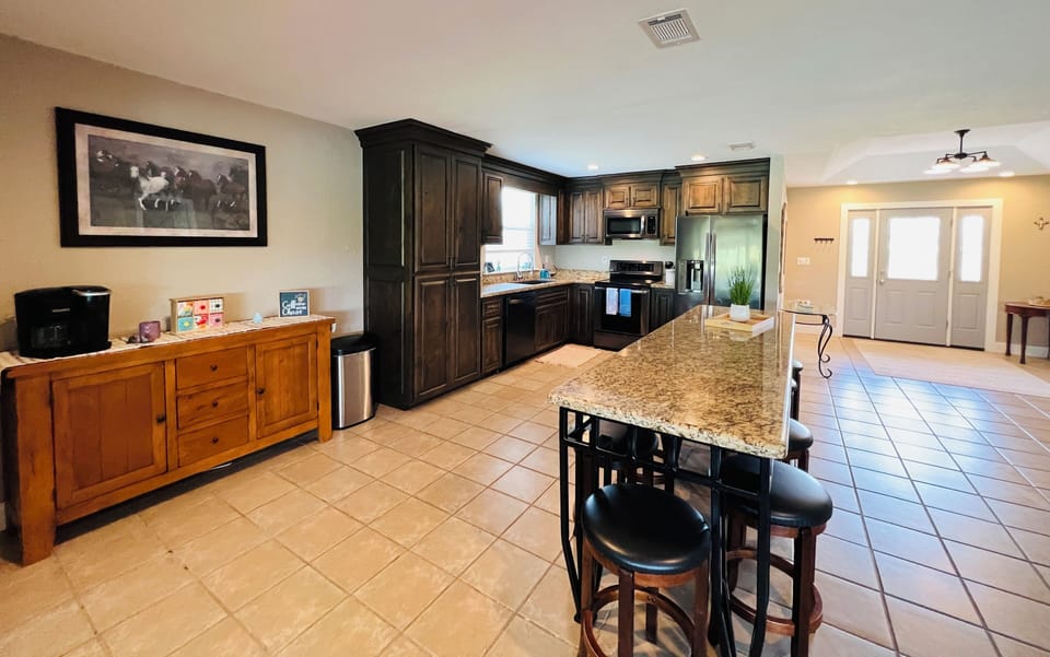 Casita #1 Kitchen & Dining with Coffee/Tea bar