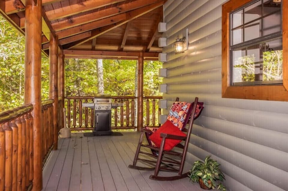 Wrap-a-round porch