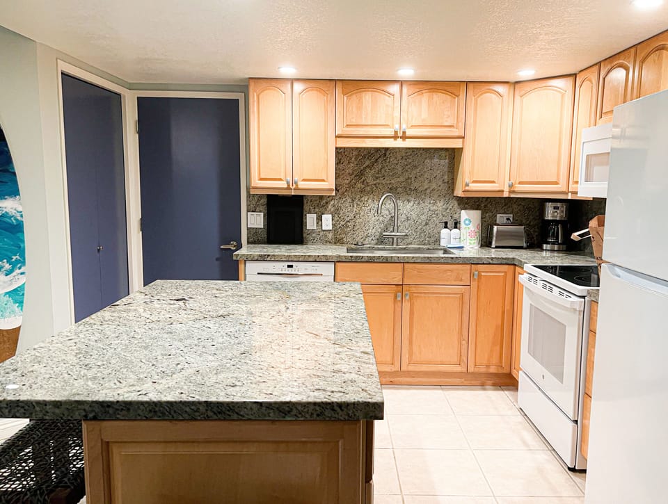 Easily cook at home in your fully-stocked kitchen. Brand new Bosch dishwasher.