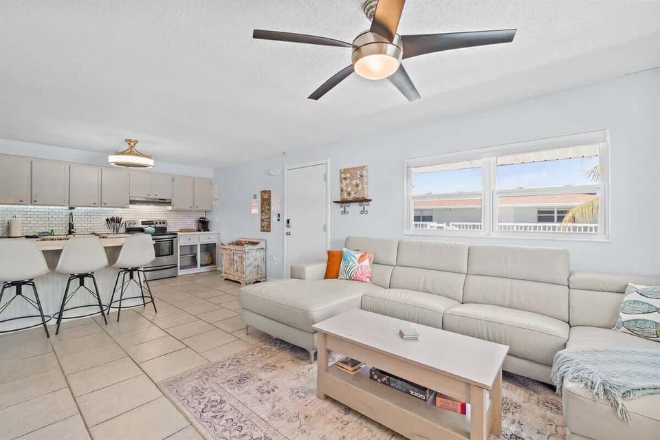 Open Kitchen/Dining Space