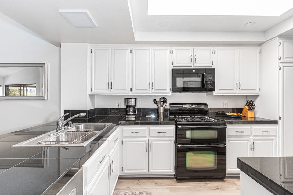 While the kitchen comes stocked with dishes and meal prep gear, guests must provide their own food, drink, spices, and condiments.
                