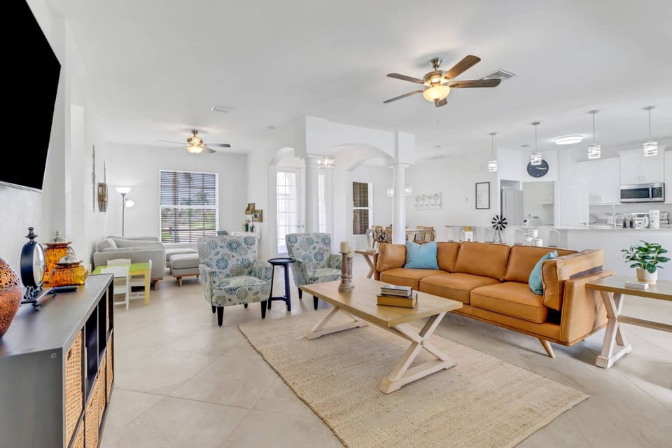 The home has been designed and decorated to please even the most discriminating traveler, you'll be proud to call it yours during your stay.