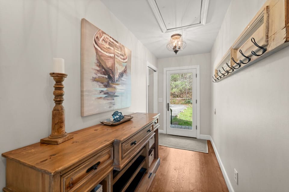 Side entrance to the house and hallway