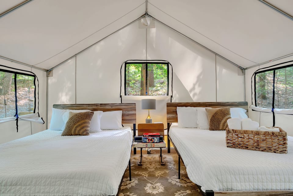 The Glamping tents are for the guests that want to tent, but don't want to rough it. The tents include linens, electricity, coffee bar, grill and beautiful view.
