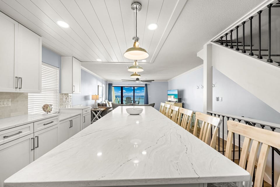 Townhomes at Crystal Beach 1 Kitchen Alt 4