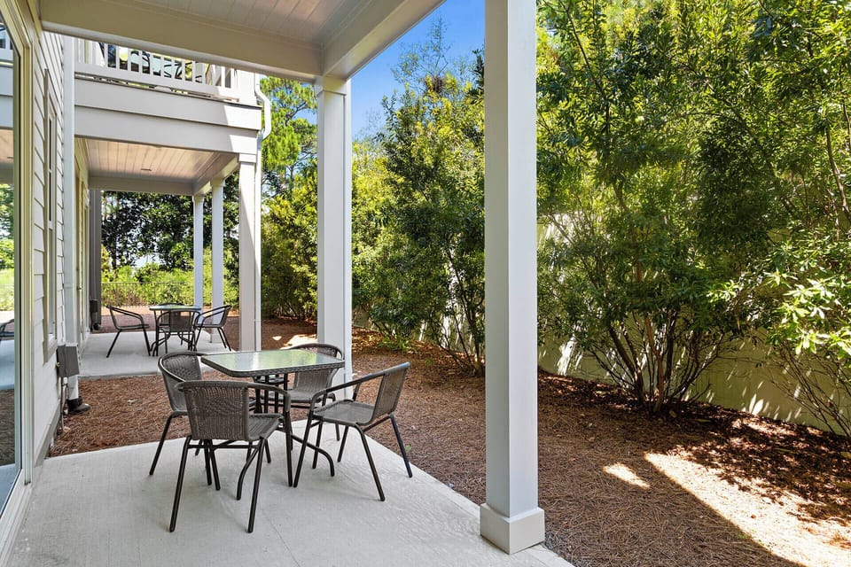 23-Azure-30A-1-102-Patio