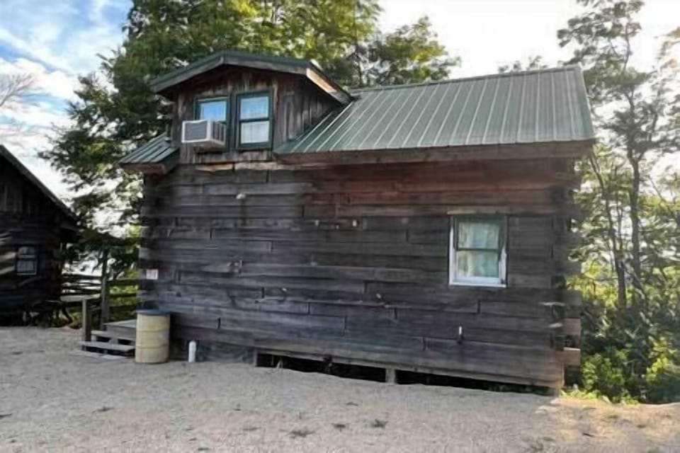 f0e98b65-9e08-4d17-aa65-4be92b6a57e5