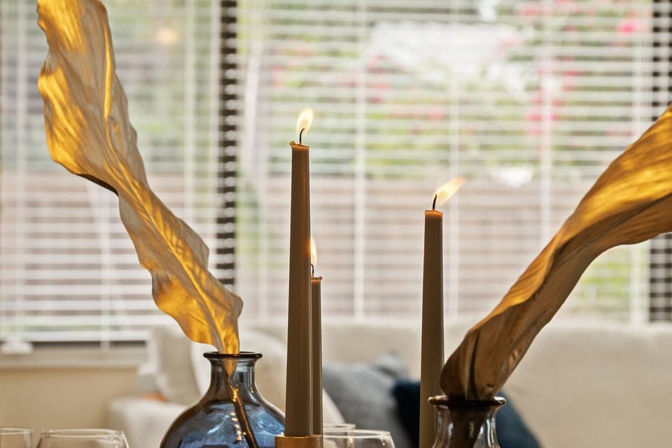 Accents Throughout The Home Will Make Your Vacation Pictures Special