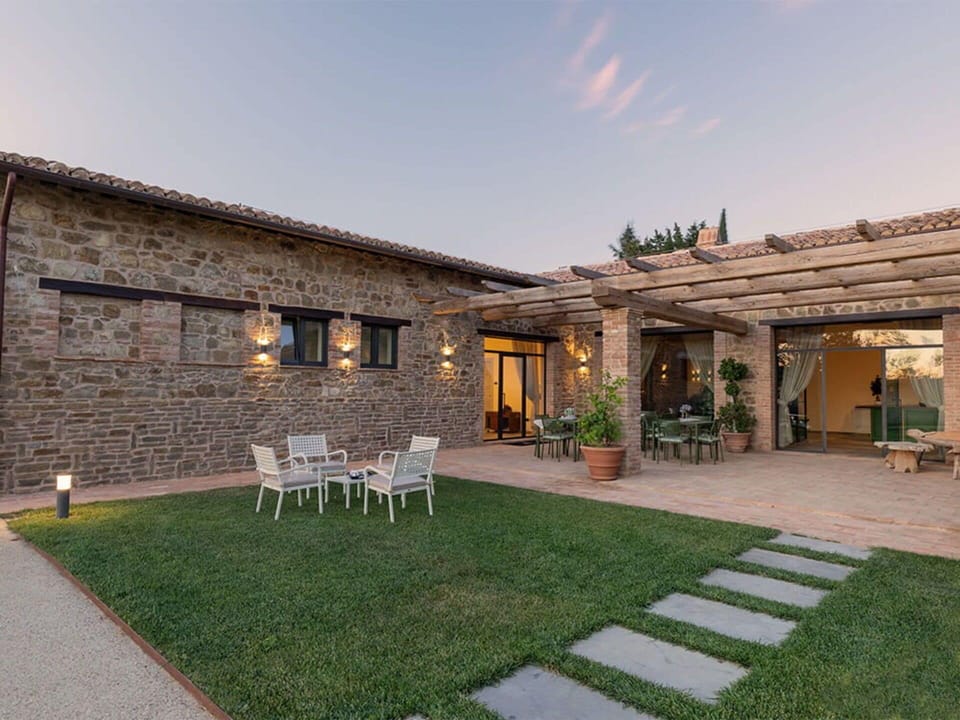Activities, Amenities, Balcony / Terrace / Patio, Food, Hot Tub, Outdoor, People, Pool, Spring, Summer