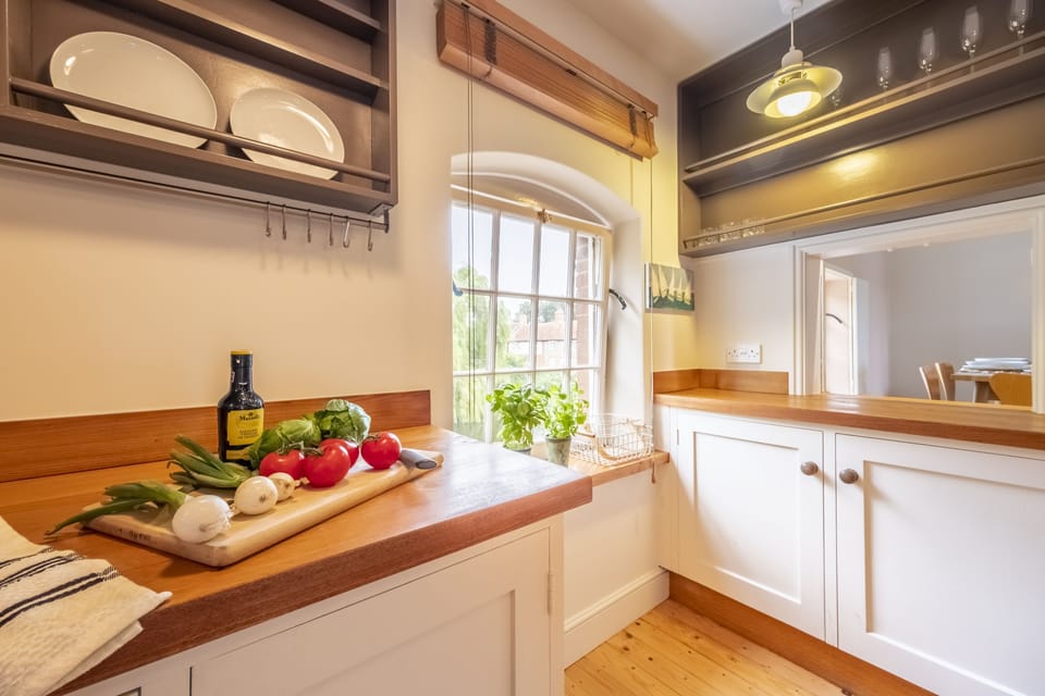 First floor: Kitchen