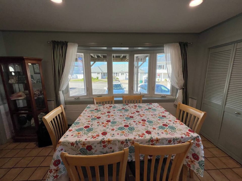 Kitchen + Dining Area