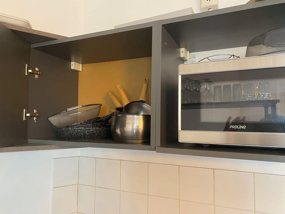 pots and pans