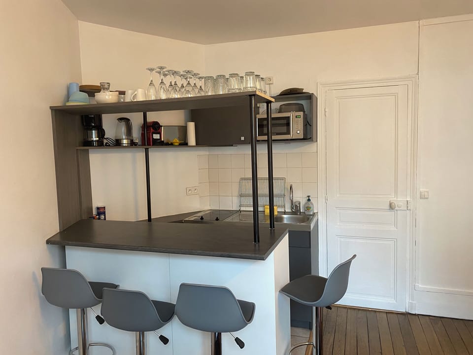 Kitchen Bar in Living space