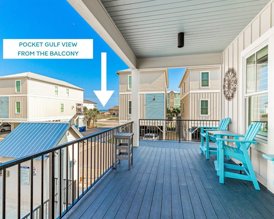 Take in a pocket gulf view with your morning coffee!