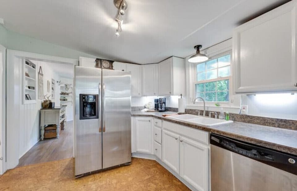 Fully functional kitchen.