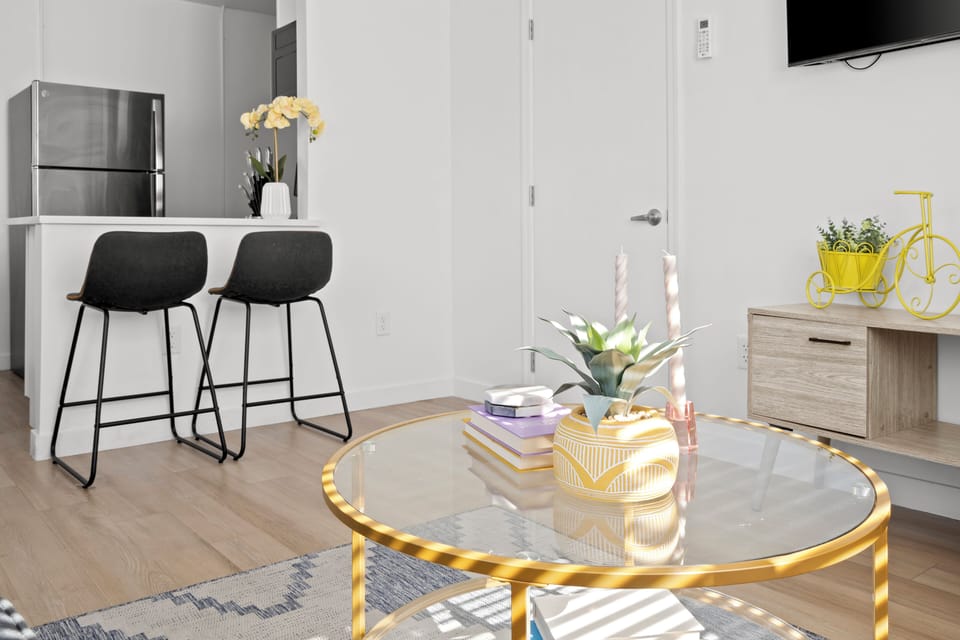 Living & Dining (2)