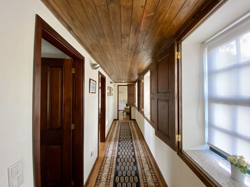 Corredor dos dois quartos com suite