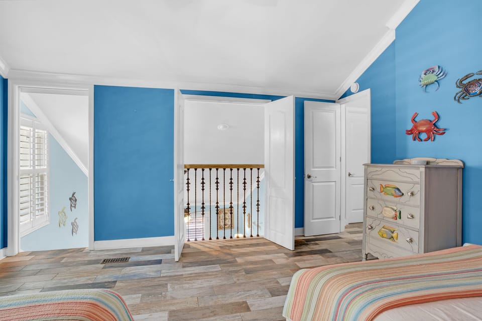 2nd floor guest bedroom