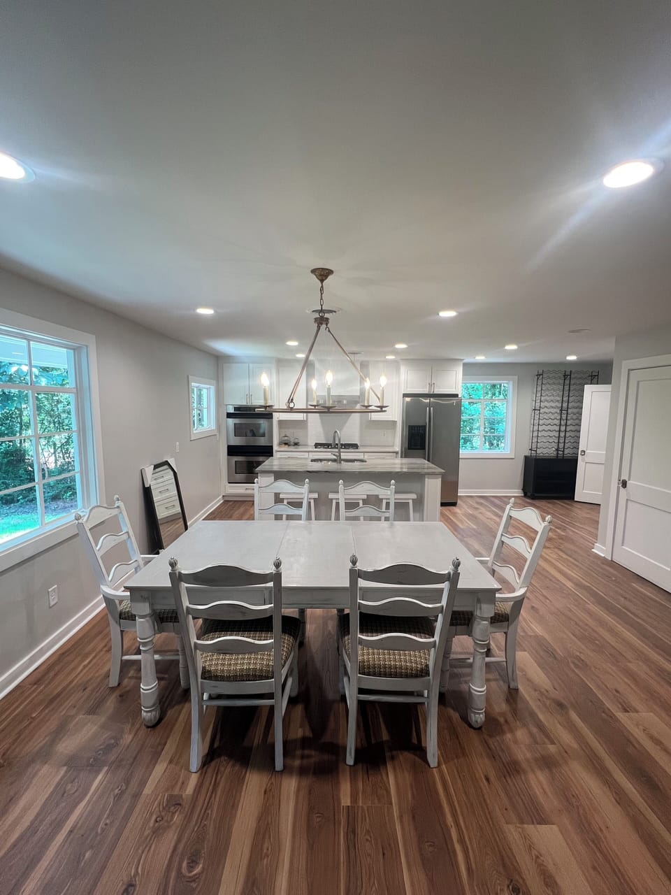 Fully renovated! Shown seating for 9 with add'l barstool to make 10