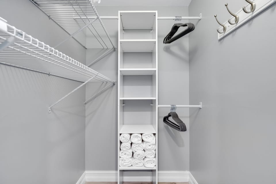 Master Bedroom Closet