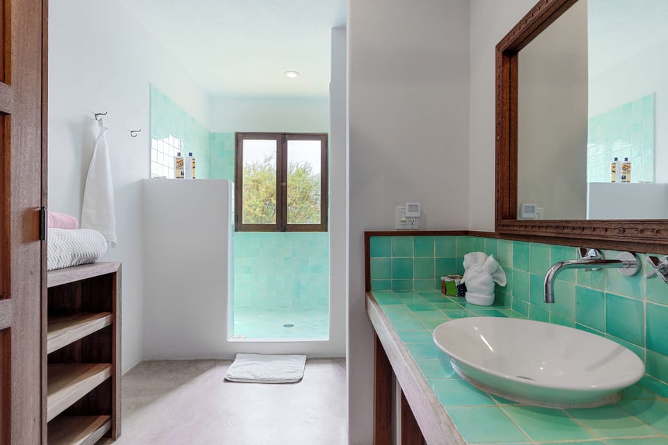 Private bathroom off of 2nd bedroom
