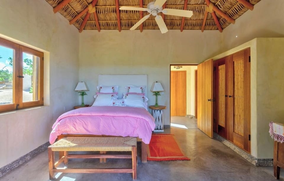 Bedroom in casita. Queen bed 