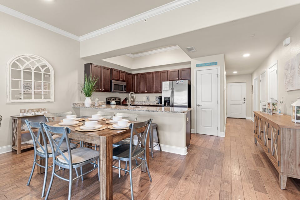Dining Room Table With Seating For 6