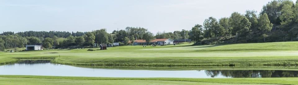 Tjörn Golf Course 10 km 