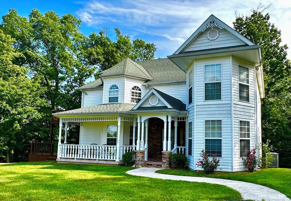 Welcome to The Victorian @ Lake Cumberland-Beaver Creek!