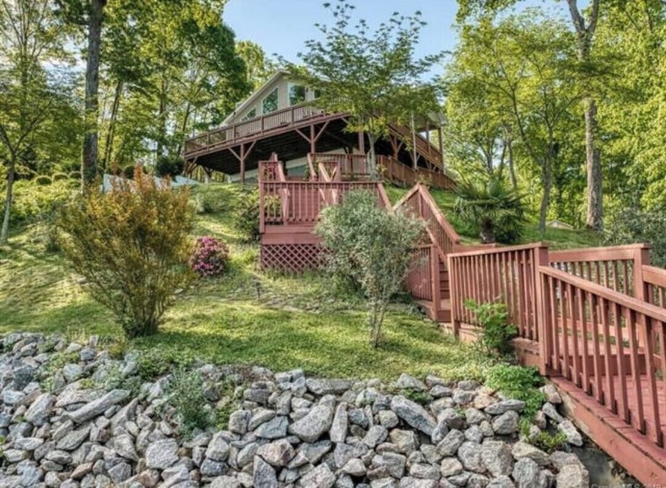 View up to house from dock