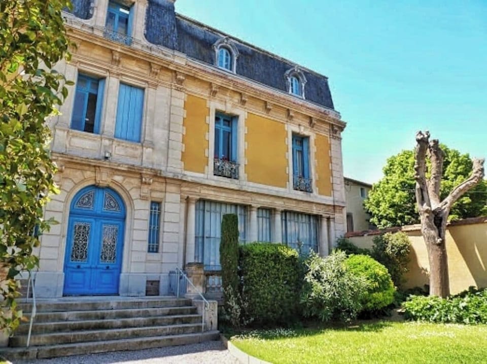 Garden entrance to apartment 