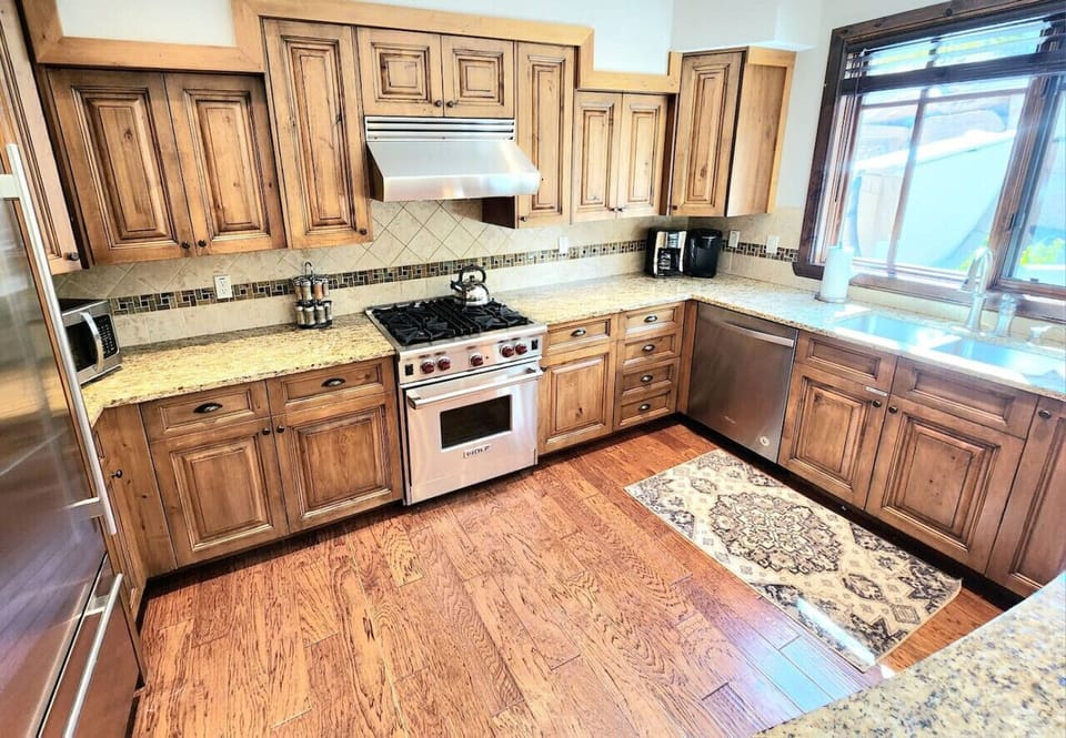 Fully loaded kitchen