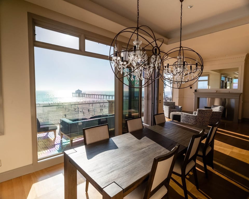 Dining room (2)