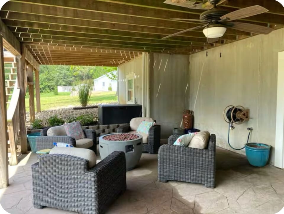 Down stairs patio by the hot tub