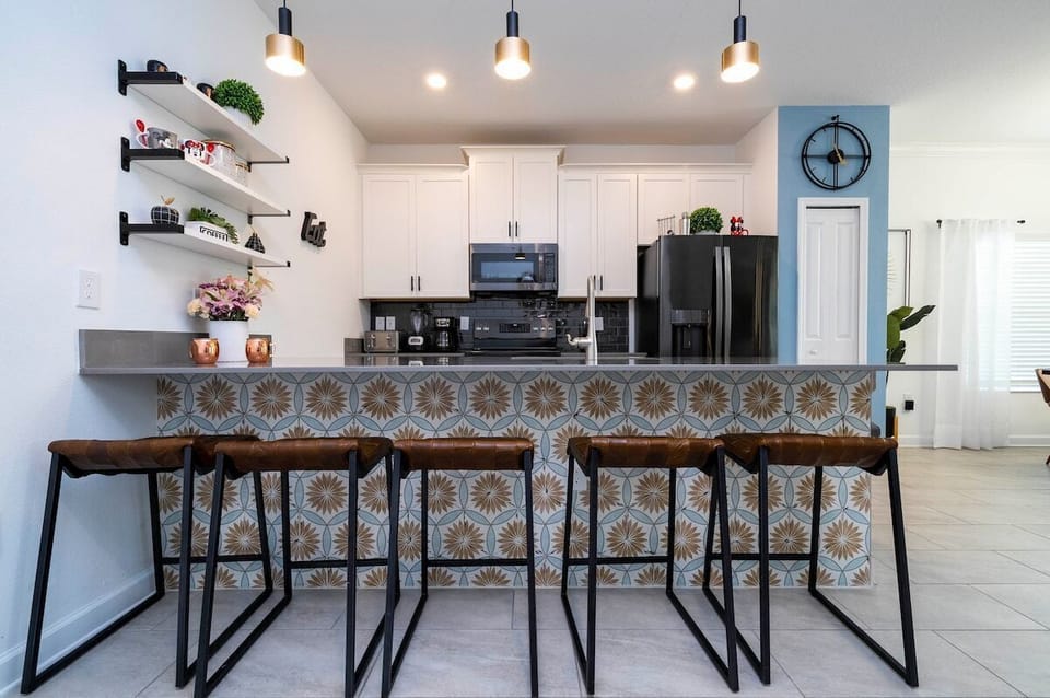 This exquisite, spacious kitchen, where beauty and vibrancy come together in perfect harmony. 