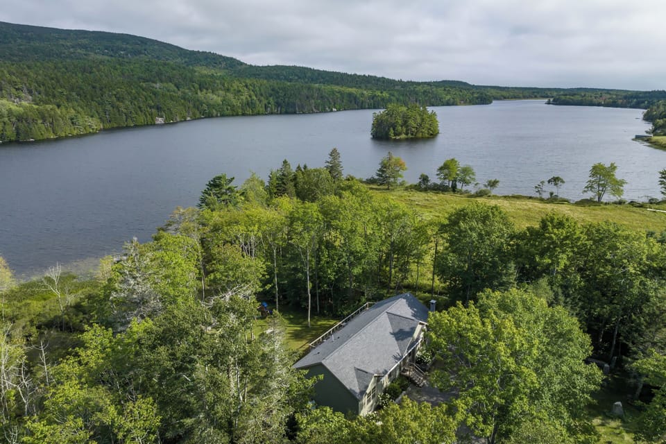 Seal Cove's gorgeous views