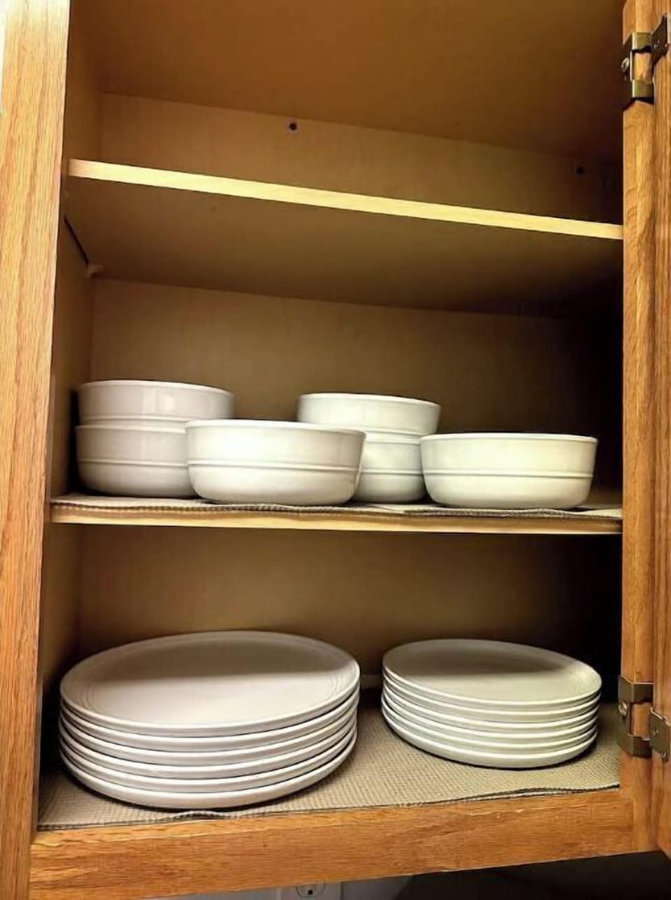Plates and bowls 