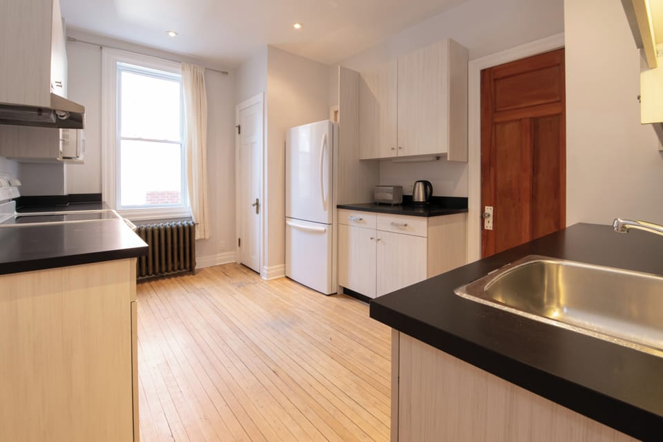 Fully equipped kitchen