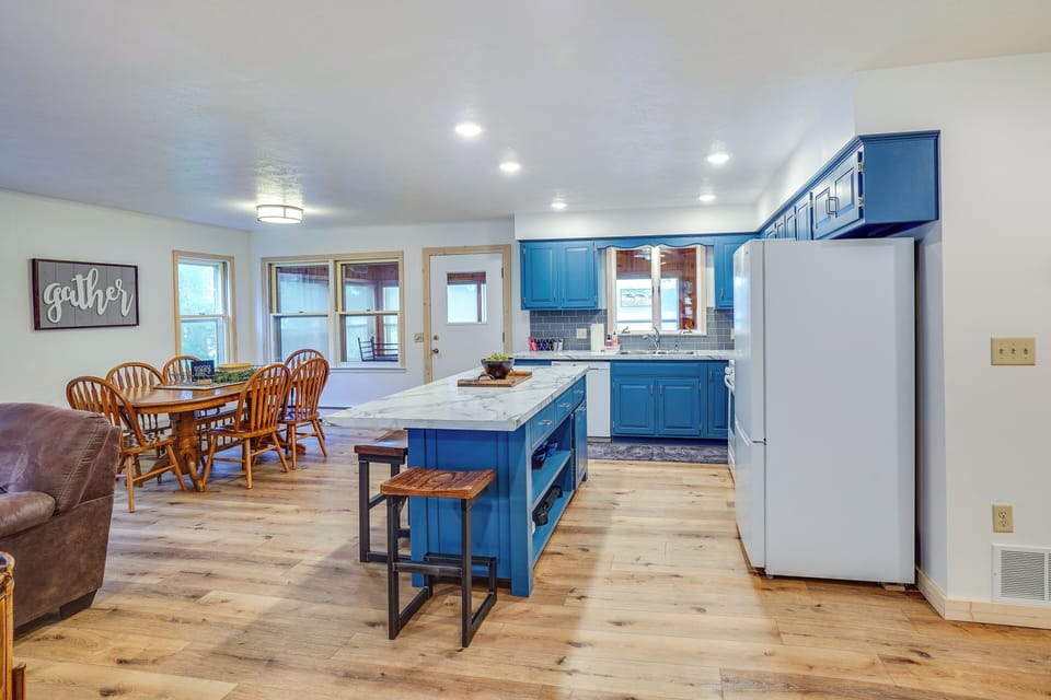 Kitchen | Cooking Basics | Crockpot | Toaster