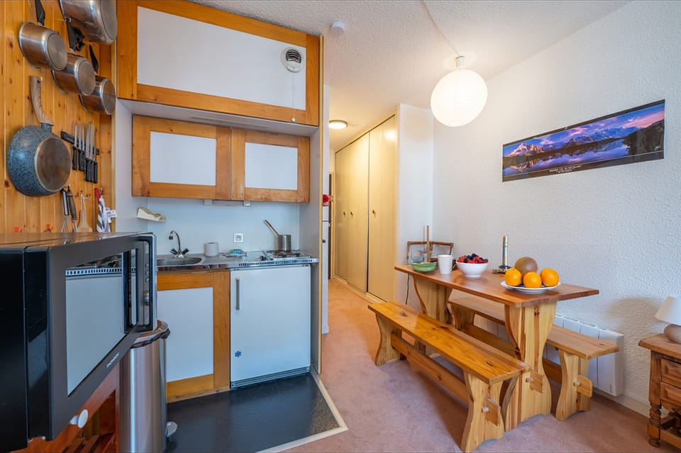 Kitchen and dining area