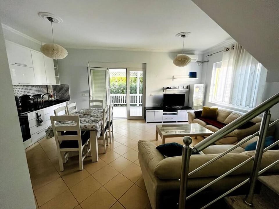 Livingroom (1)