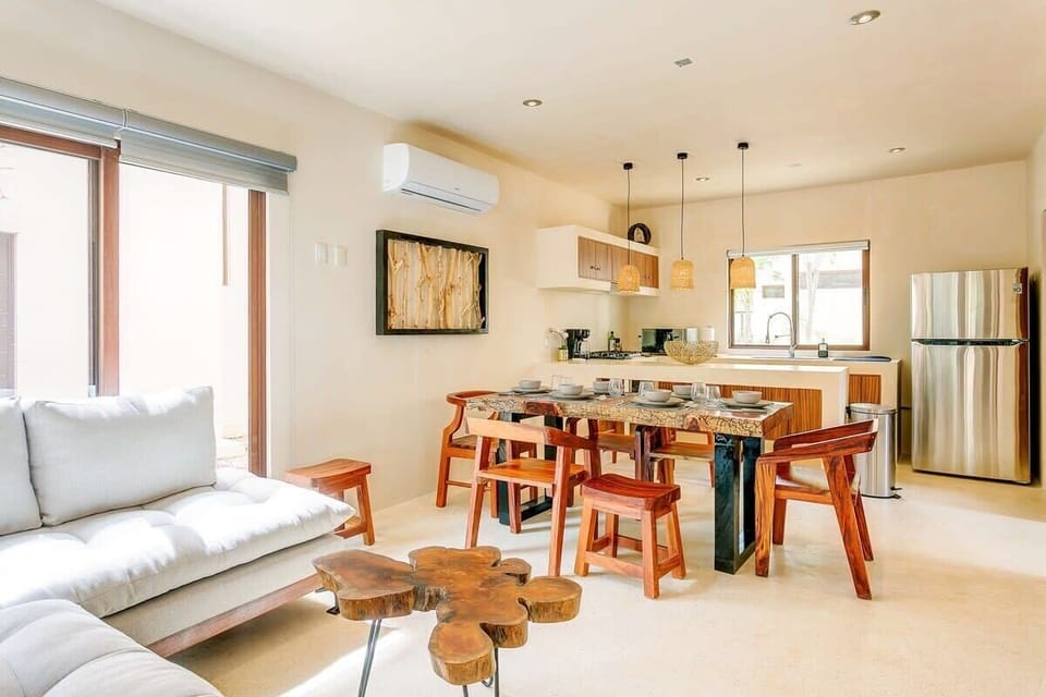 Dining table that seats 6 for a relaxing meal at home
