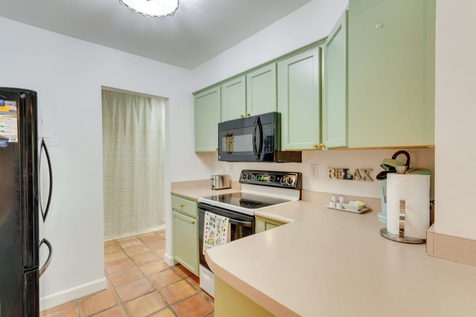 Kitchen | Cooking Basics | Toaster | Keurig Coffee Maker