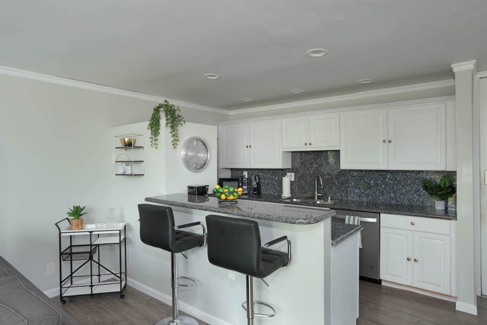 Kitchen (1)