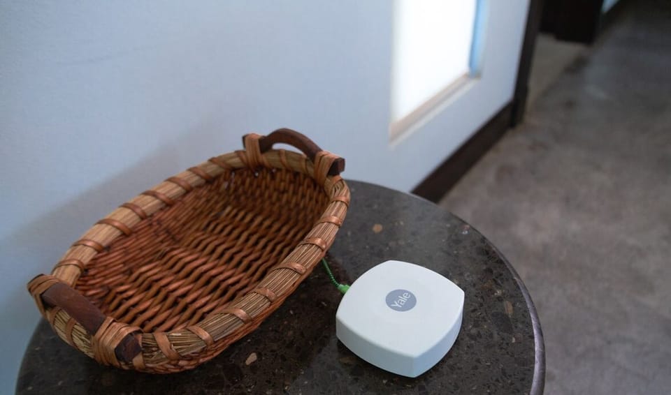 Acceso inteligente para la cerradura. /Smart access for the lock.