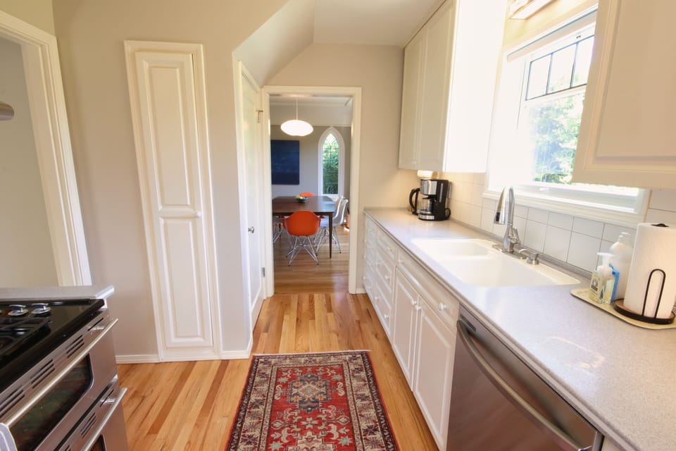 Kitchen (main)