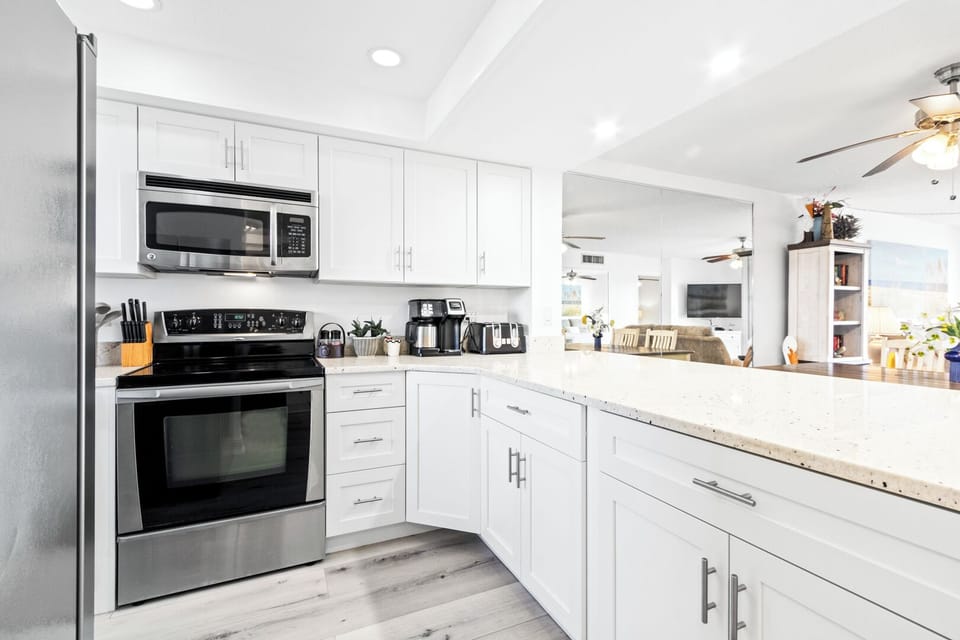 Step into a fully equipped kitchen designed with everything you need!