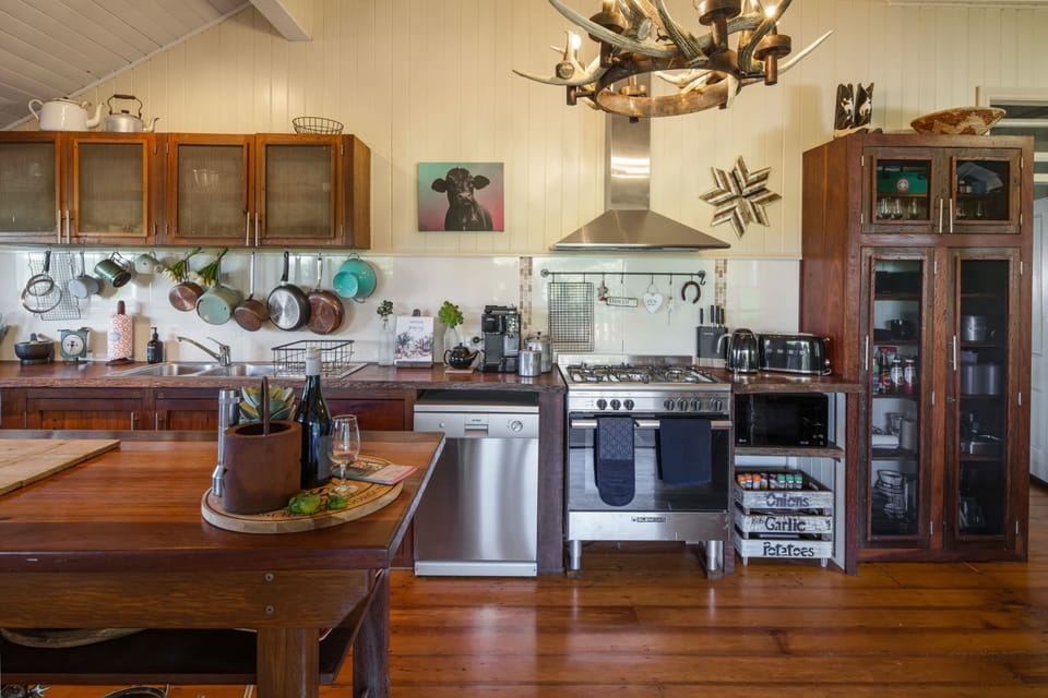Take advantage of this fully equipped kitchen